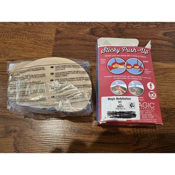 Magic Bodyfashion Women’s Super Sticky Push Ups Size B/C NWT Strapless Support - Picture 2 of 5